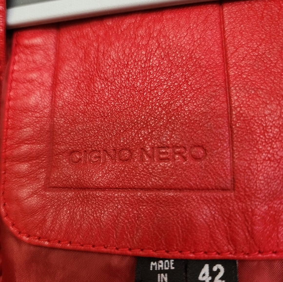 Cigno Nero Genuine Leather Jacket size 42. - Picture 4 of 6